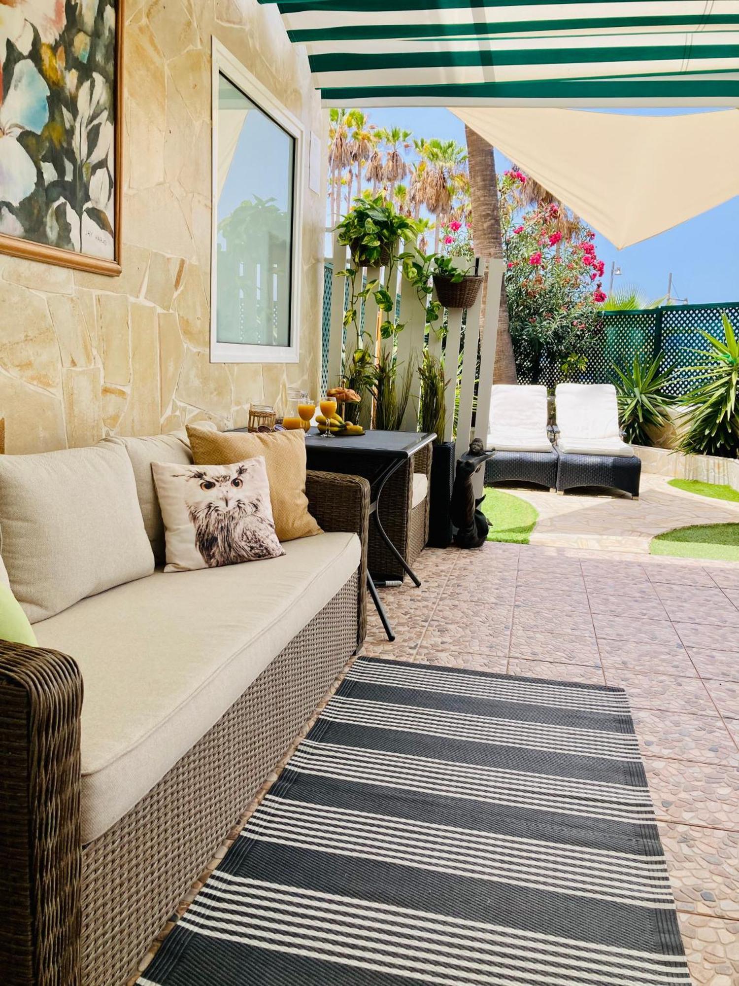 אדחה Pueblo Torviscas Sunset Harbour Private Apartment מראה חיצוני תמונה