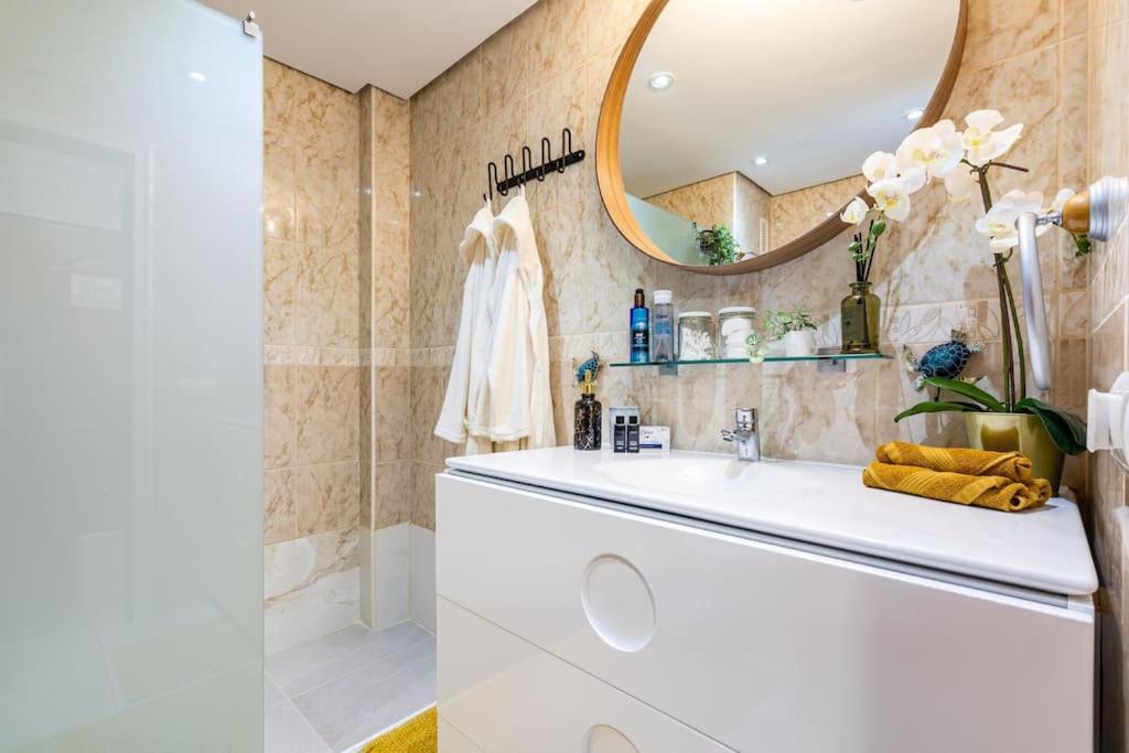 אדחה Pueblo Torviscas Sunset Harbour Private Apartment מראה חיצוני תמונה
