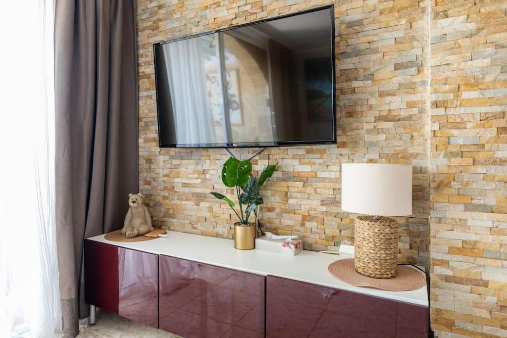 אדחה Pueblo Torviscas Sunset Harbour Private Apartment מראה חיצוני תמונה